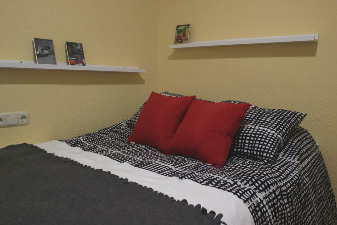 Apartamento Espacioso Frente Al Corte Ingles Con Plaza De Garaje Gratis - Vu75 萨拉曼卡 外观 照片