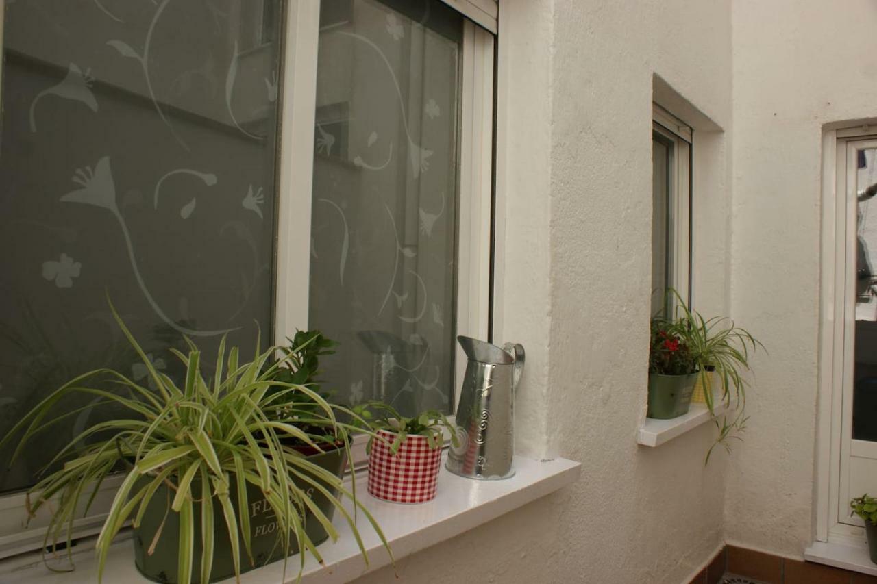 Apartamento Espacioso Frente Al Corte Ingles Con Plaza De Garaje Gratis - Vu75 萨拉曼卡 外观 照片