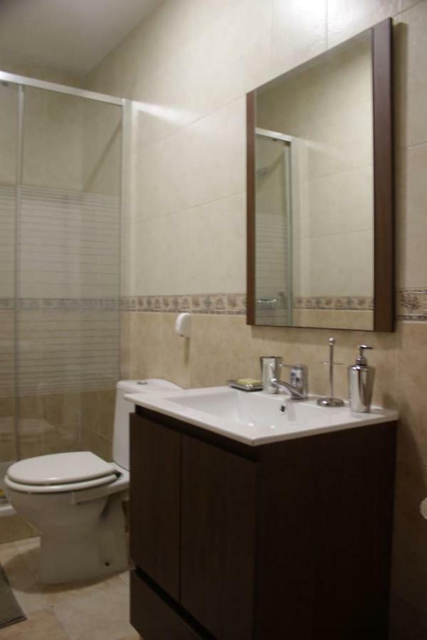 Apartamento Espacioso Frente Al Corte Ingles Con Plaza De Garaje Gratis - Vu75 萨拉曼卡 外观 照片